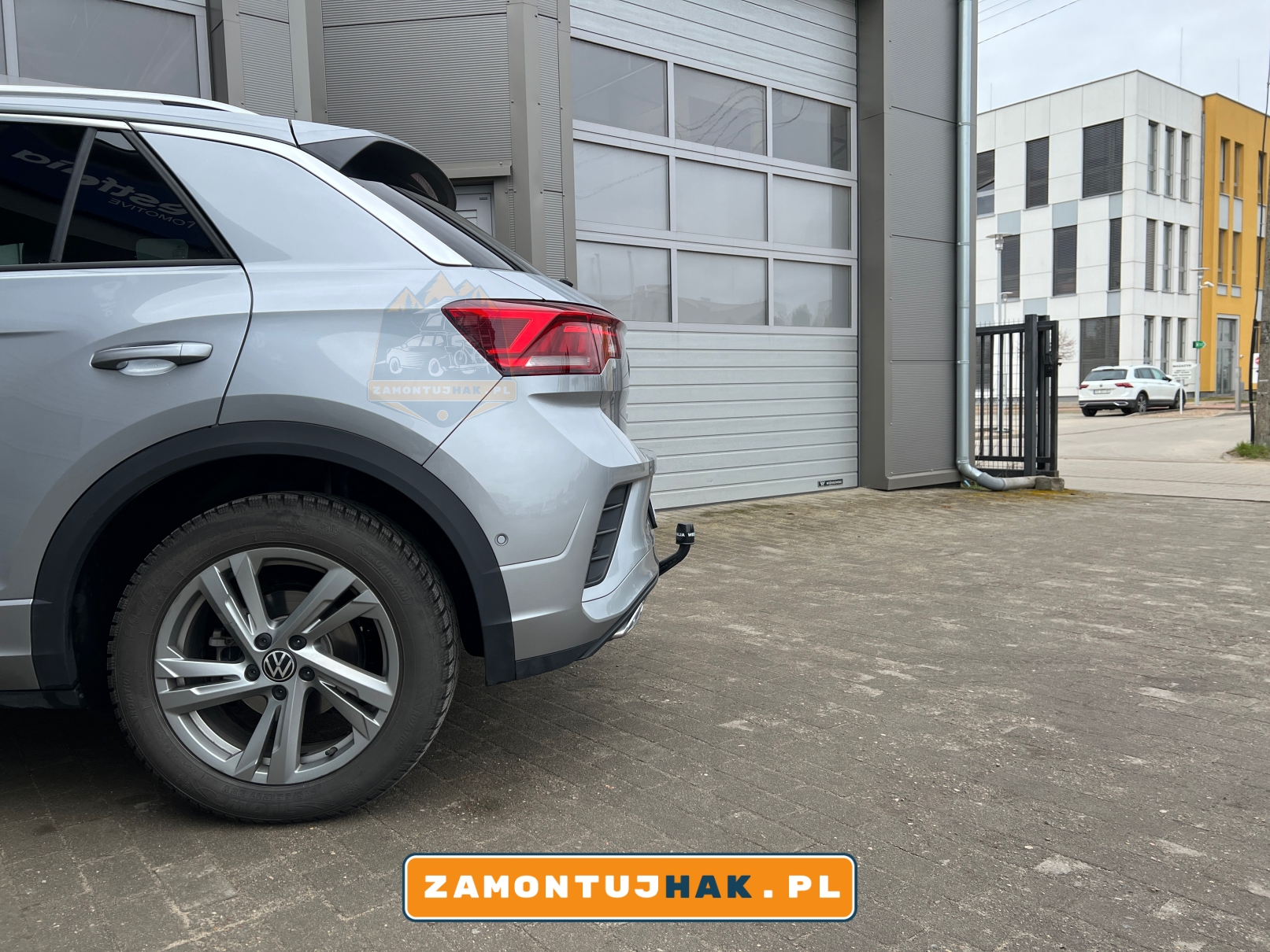 foto t-roc z hakiem a40v